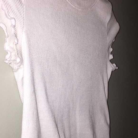 white shirt - Picture 3 of 3